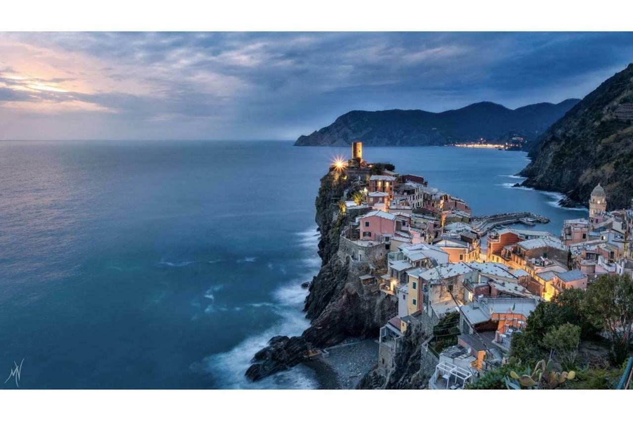Joivy Light Flat With Great View, Cinque Terre Leilighet Vernazza Eksteriør bilde